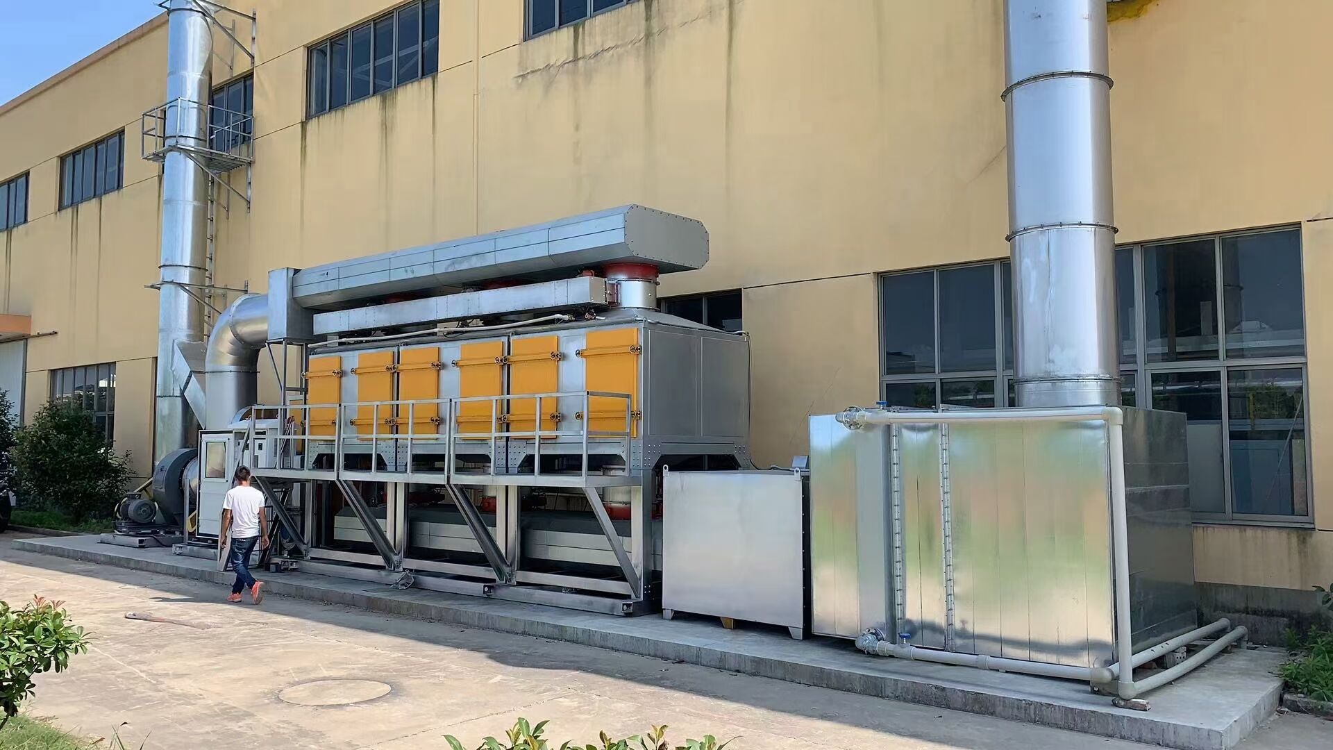 催化燃燒處理VOCs廢氣凈化的徹底性